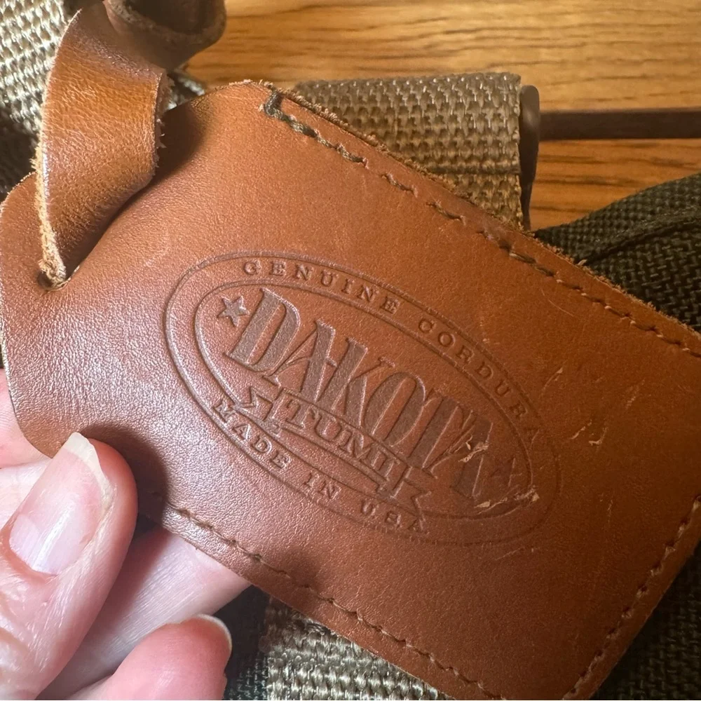 Tumi Green‎ Garment type Vintage Duffel Bag with Brown Accents